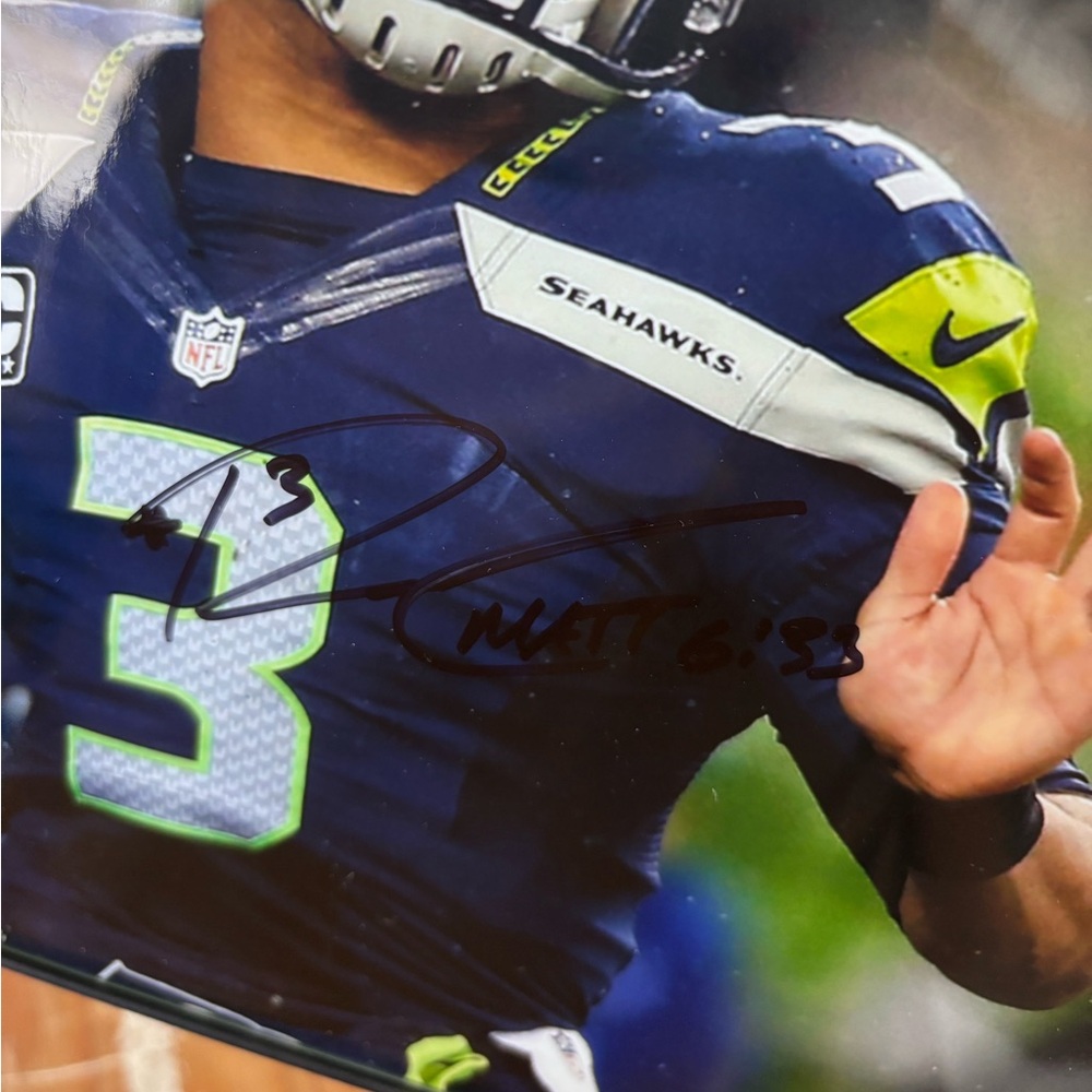 Autographed Russell Wilson Seattle Seahawks Framed Photo - Picture 2 of 5